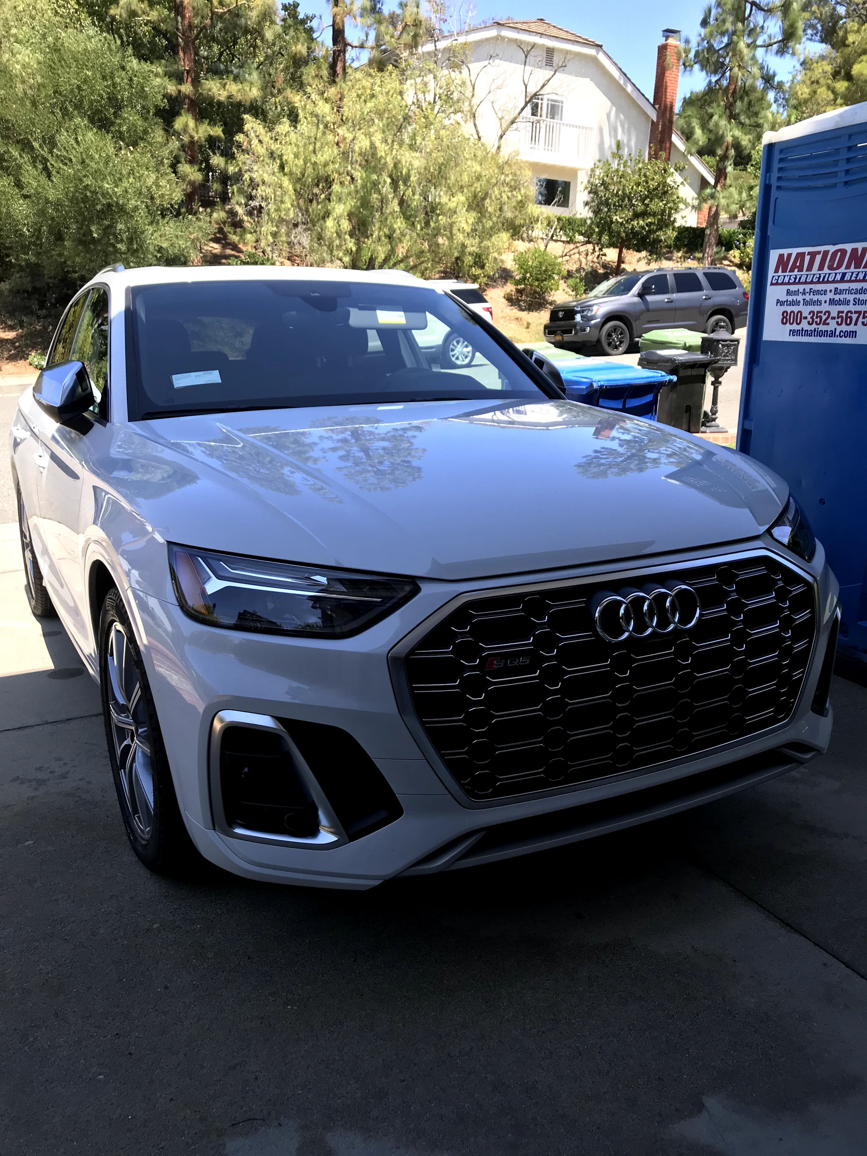 SUV